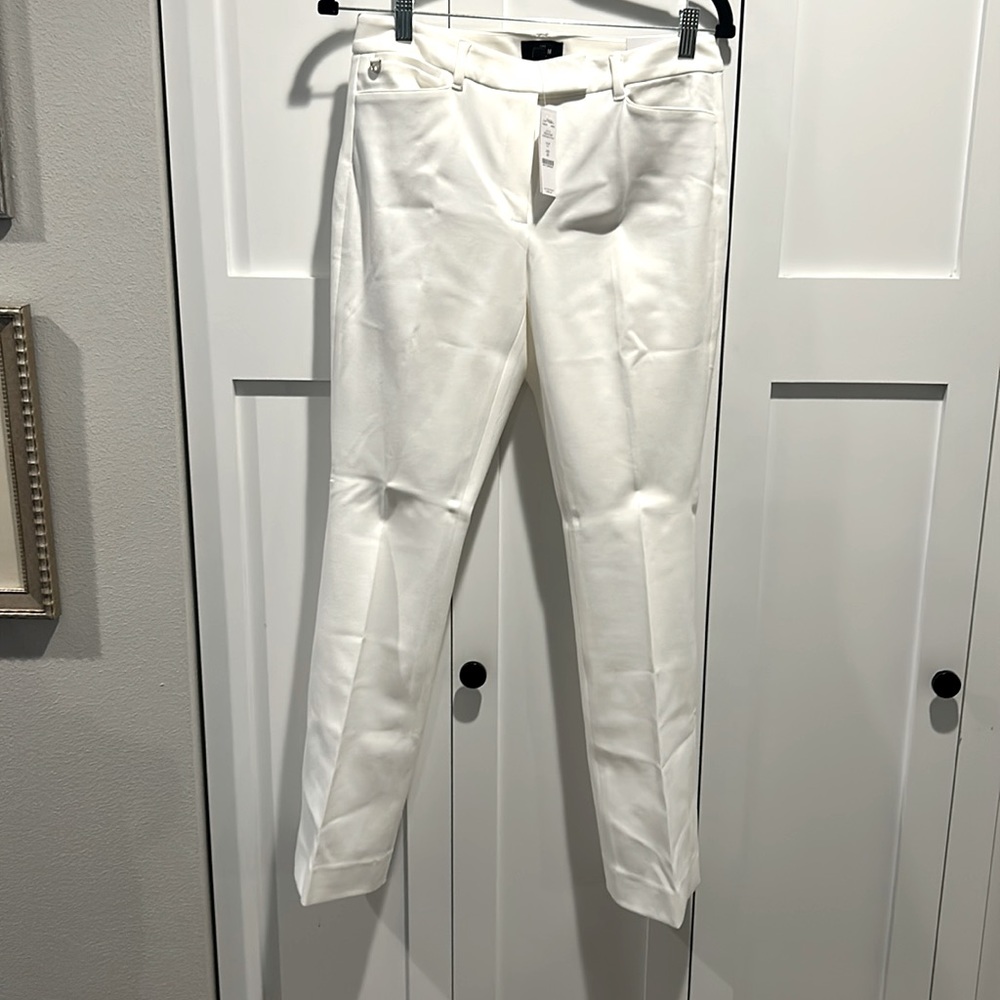 NWT White House Black Market Sz 4S White (Ecru) slim pants